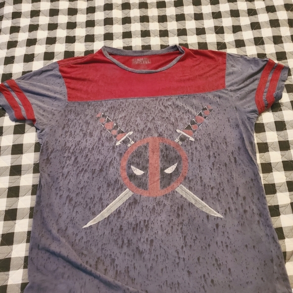 Marvel Other - Marvel Men's L Short Sleve Blue and Red Deadpool Tee